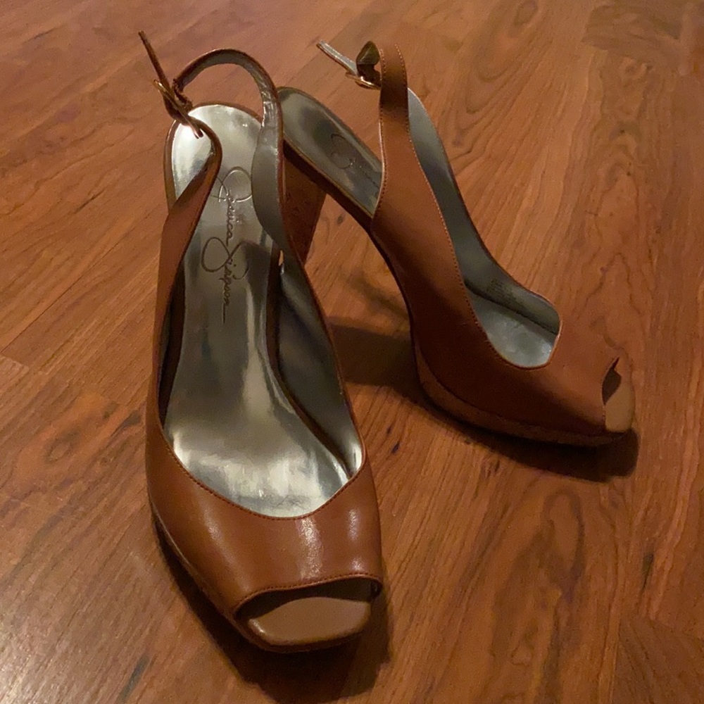 Heels - Picture 2 of 6